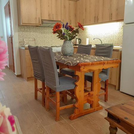 칼라마키 Maria'S House, With Garden 빌라 외부 사진